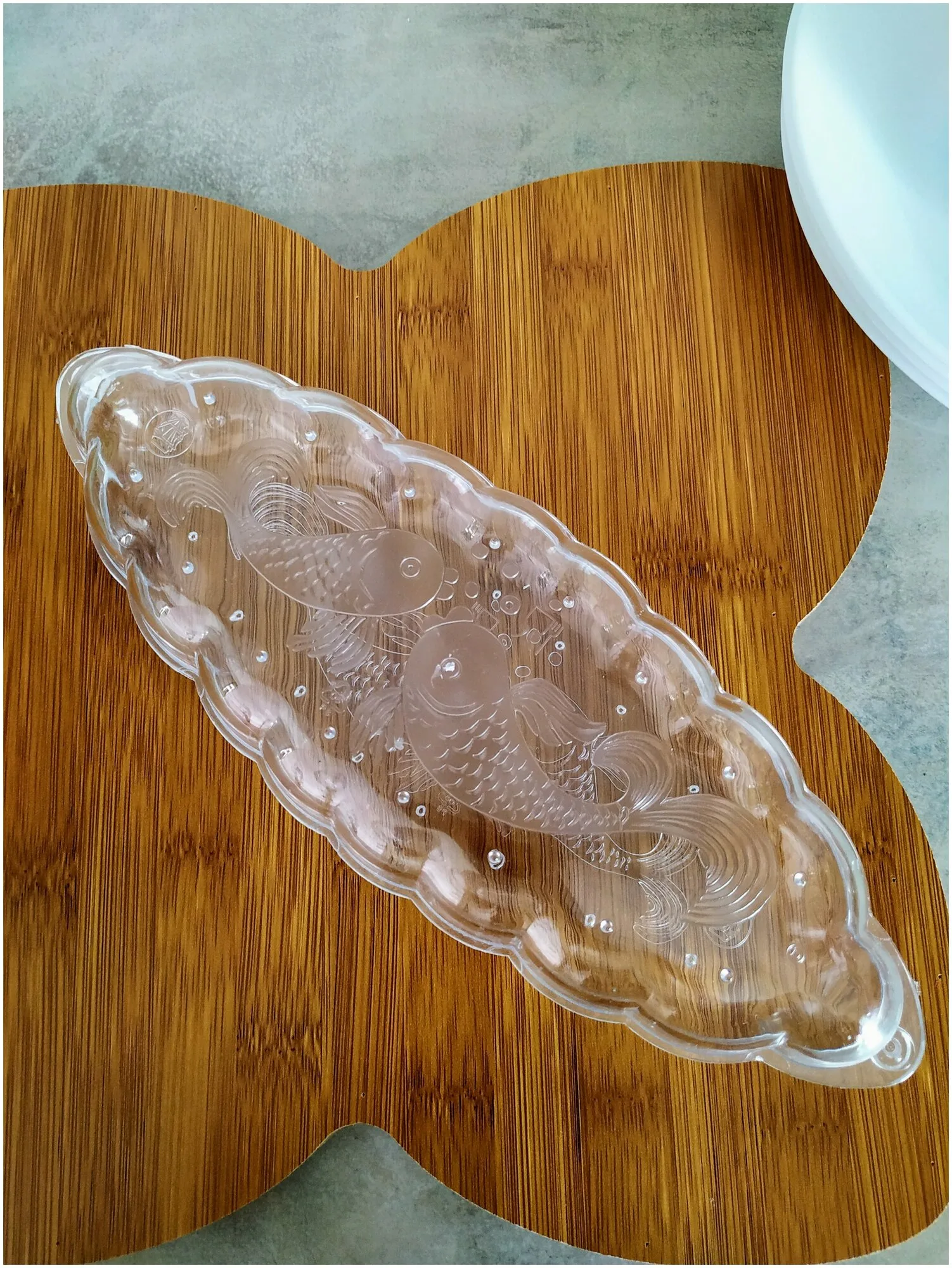 Селедочница средняя