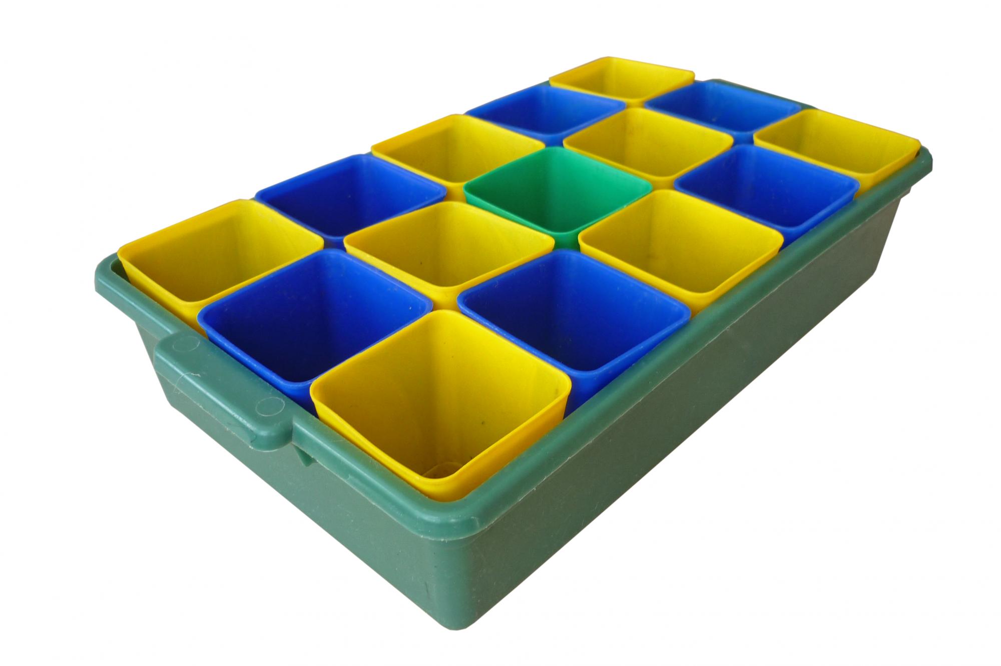 РАССАДНИЦА СО СТАКАНЧИКАМИ